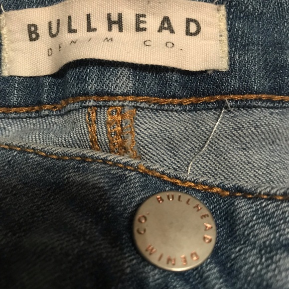 Mid Rise Jeans - Picture 5 of 8